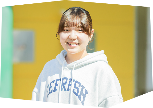 新人保育教諭の先生